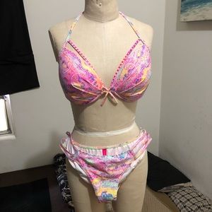 Very sexy bikini L 36DD